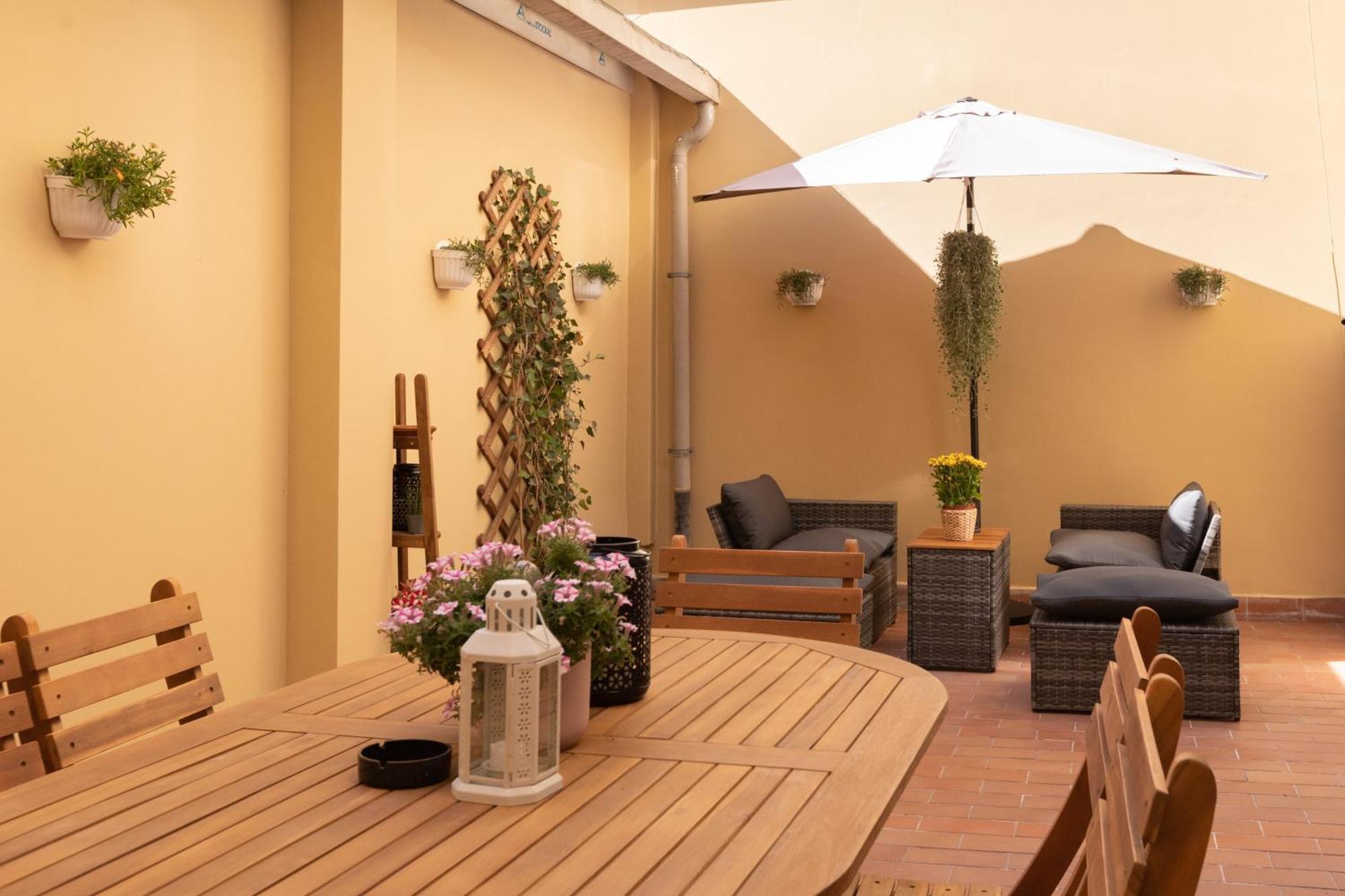 Lägenhet Alba Terrace - Modern Close To Metro